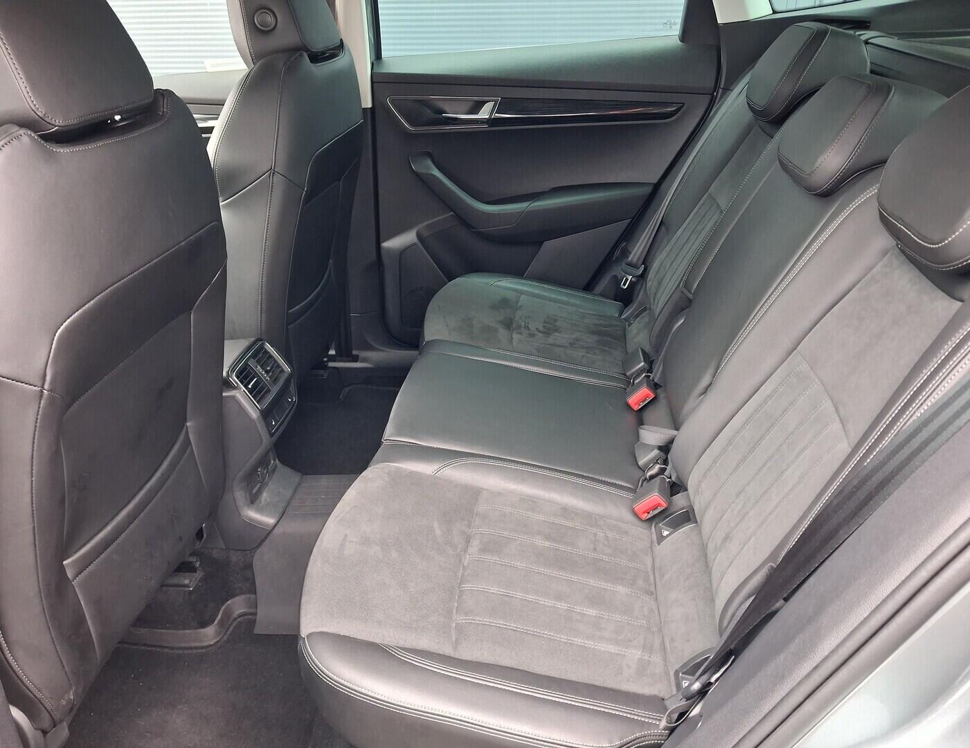 OM190V02670_29.webp_KAROQ Style Plus 2.0 TDI 110 kW manuál