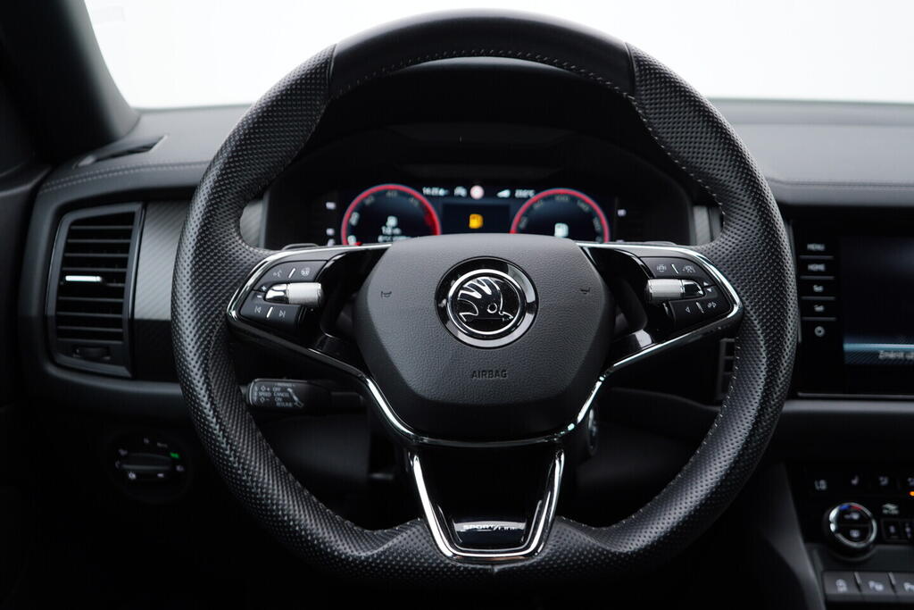 OM190V02673_28.webp_KODIAQ SportLine 2.0 TDI 147 kW automat, DPH