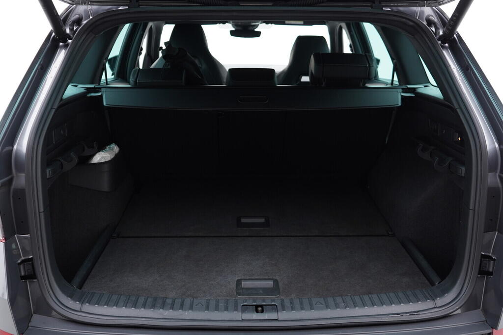 OM190V02673_43.webp_KODIAQ SportLine 2.0 TDI 147 kW automat, DPH