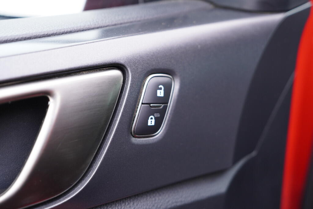 OM190V02678_21.webp_RANGER Raptor 2.0  157 kW automat