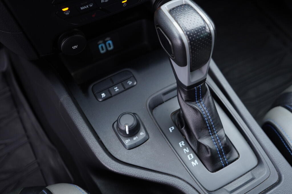 OM190V02678_32.webp_RANGER Raptor 2.0  157 kW automat