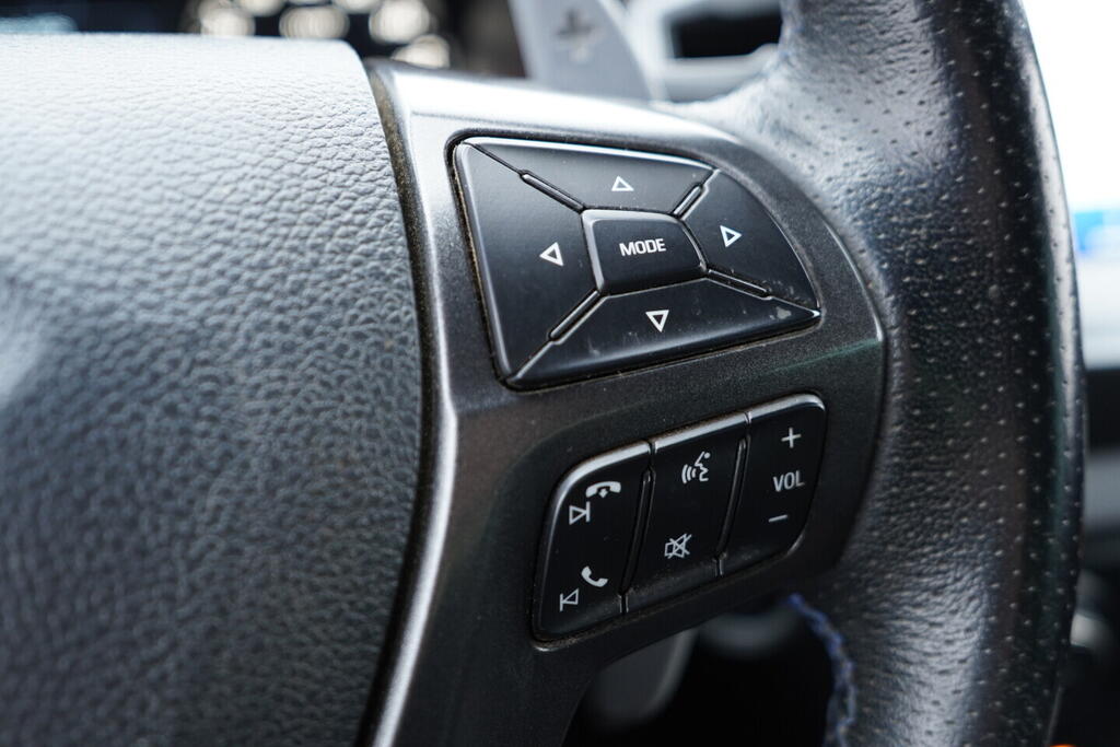 OM190V02678_37.webp_RANGER Raptor 2.0  157 kW automat