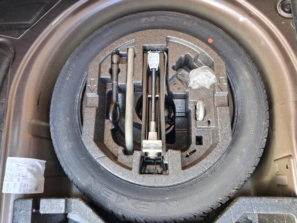 OM190V02681_32.webp_FABIA Ambiente 1.4 TDI 66 kW manuál