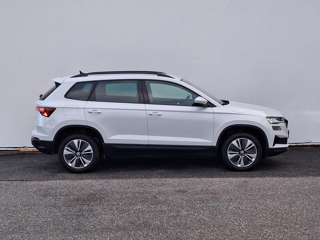 OM190V02690_16.webp_KAROQ Style Plus 1.5 TSI 110 kW automat