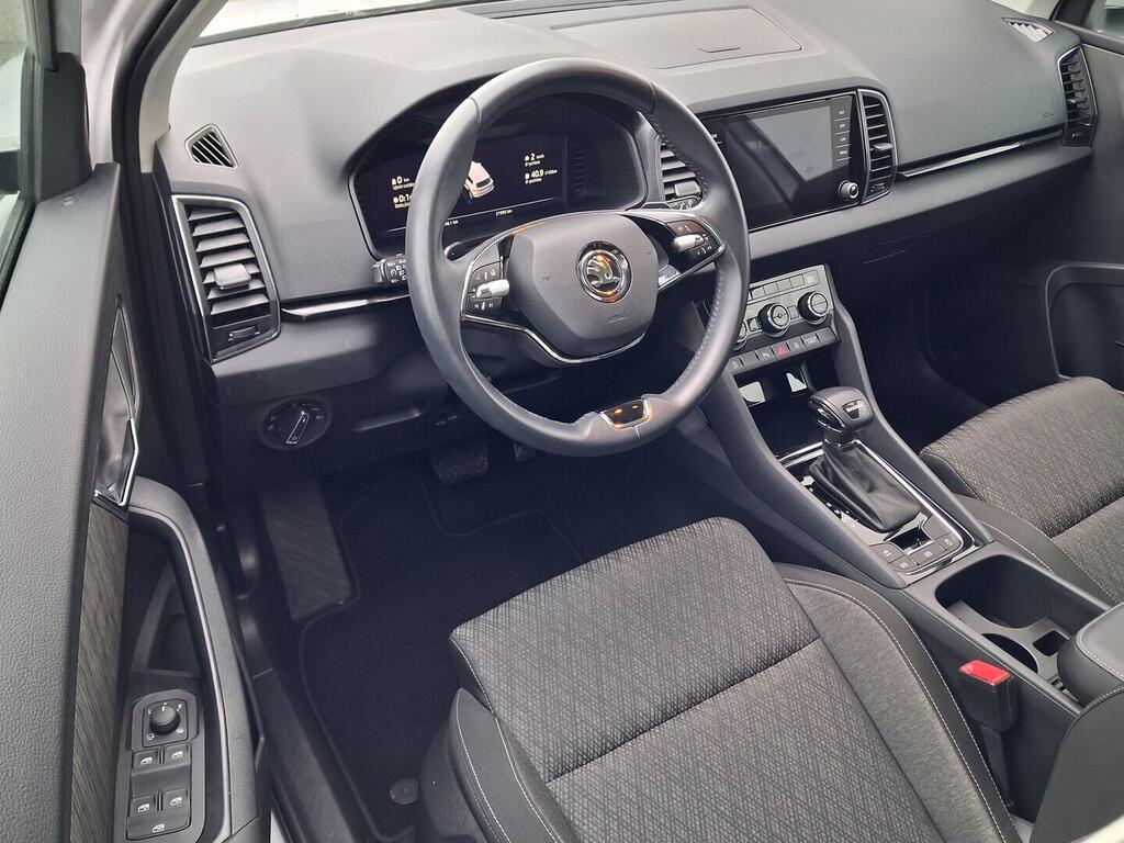 OM190V02690_19.webp_KAROQ Style Plus 1.5 TSI 110 kW automat