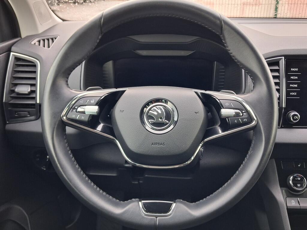 OM190V02690_23.webp_KAROQ Style Plus 1.5 TSI 110 kW automat