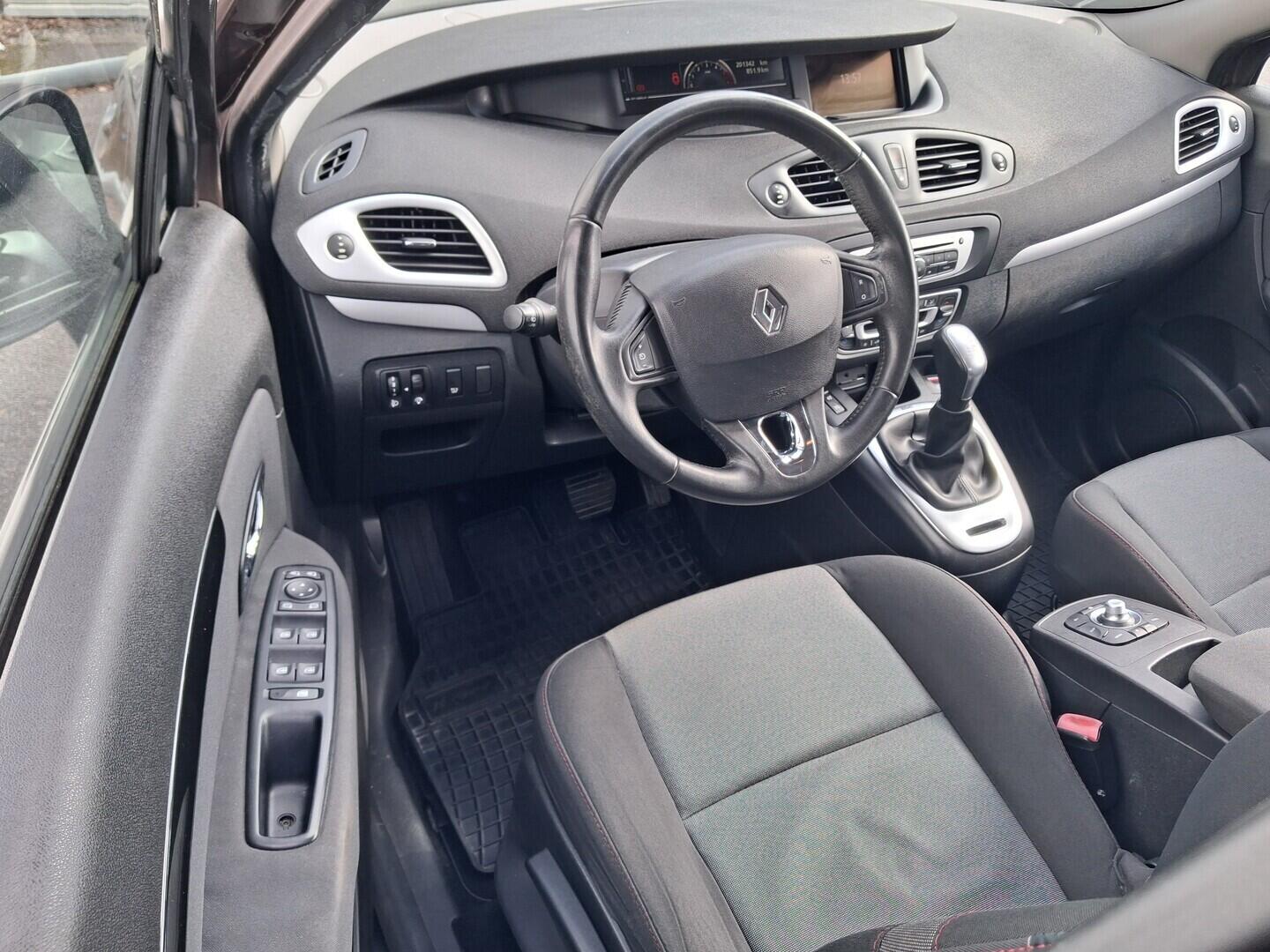 OM190V02691_20.webp_SCÉNIC Techno  1.5 DCI 81 kW automat