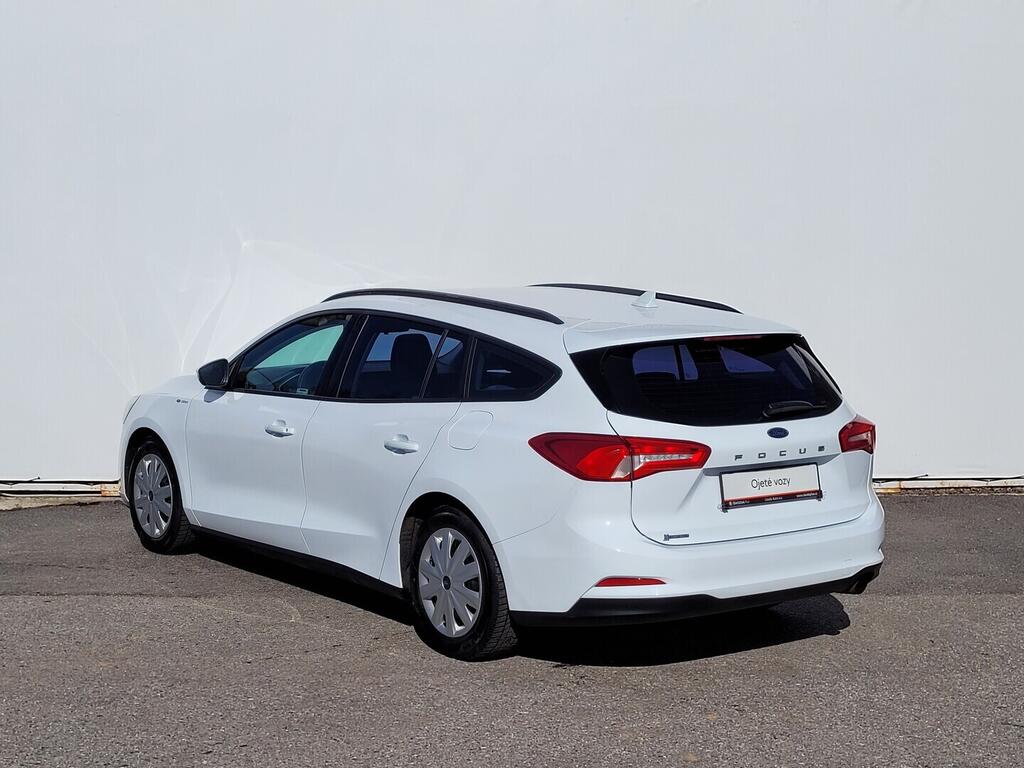 OM190V02693_15.webp_FOCUS Trend 1.0 EcoBoost 74 kW manuál