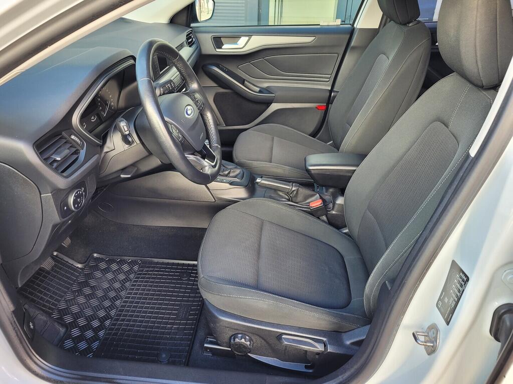 OM190V02693_19.webp_FOCUS Trend 1.0 EcoBoost 74 kW manuál