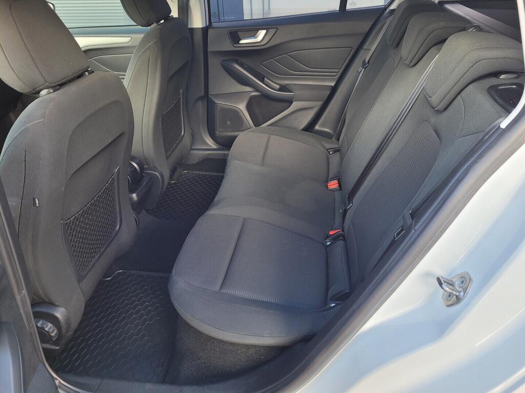 OM190V02693_29.webp_FOCUS Trend 1.0 EcoBoost 74 kW manuál