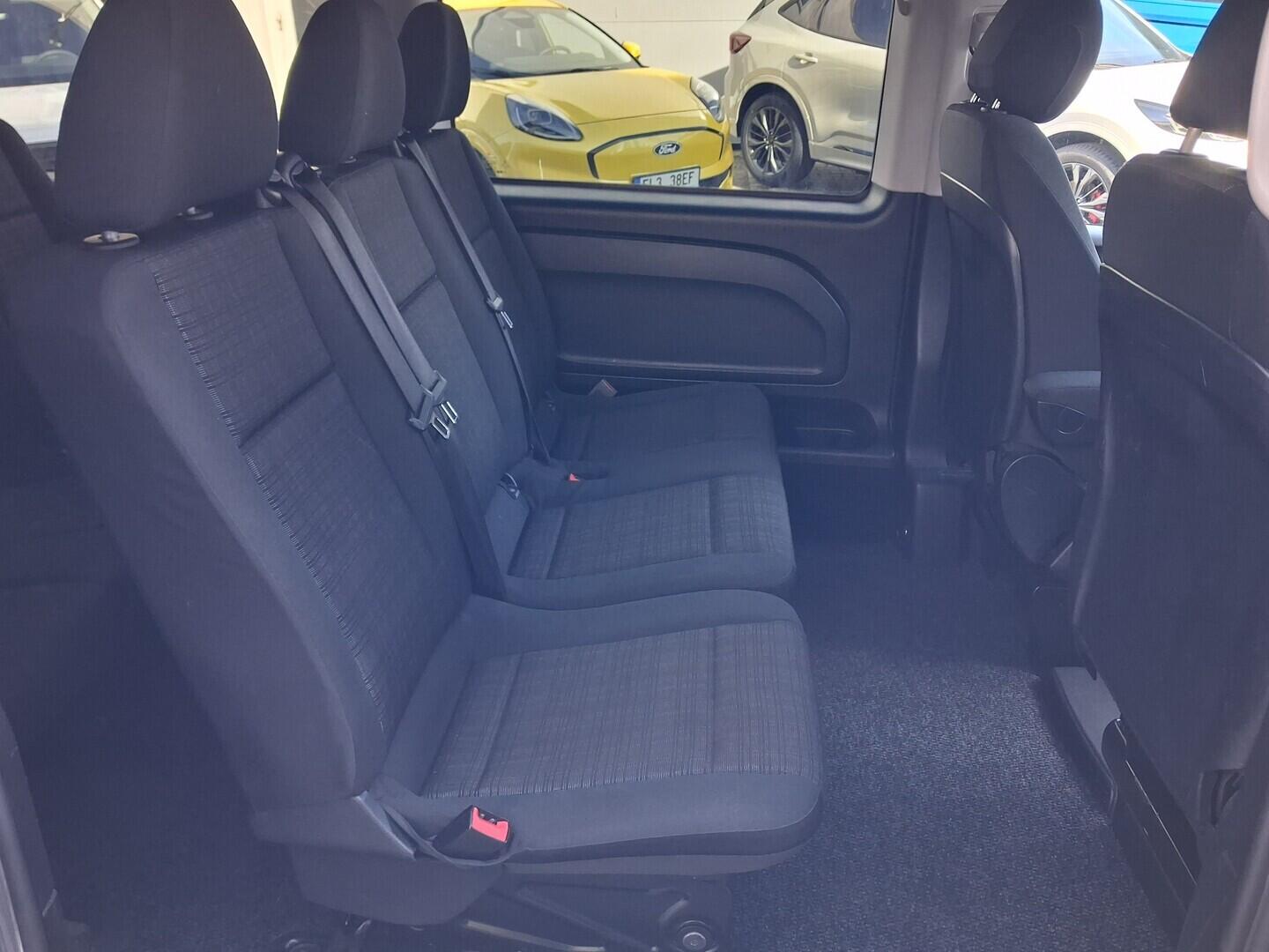 OM190V02695_31.webp_VITO Tourer 2.1 CDi 100 kW manuál