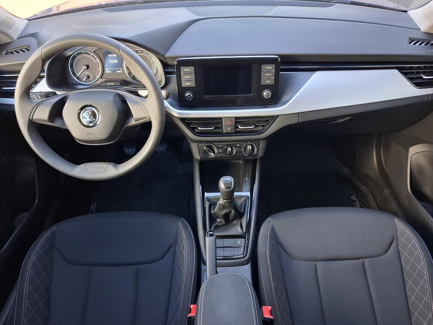 OM190V02696_18.webp_SCALA Ambition 1.0 TSI 81 kW manuál, DPH