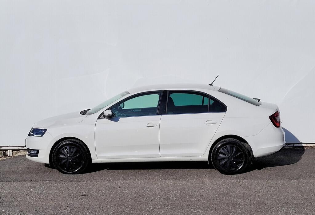 OM190V02701_12.webp_RAPID Style Plus 1.0 TSI 81 kW manuál