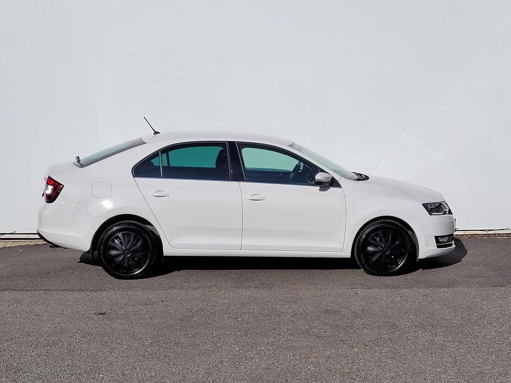 OM190V02701_16.webp_RAPID Style Plus 1.0 TSI 81 kW manuál