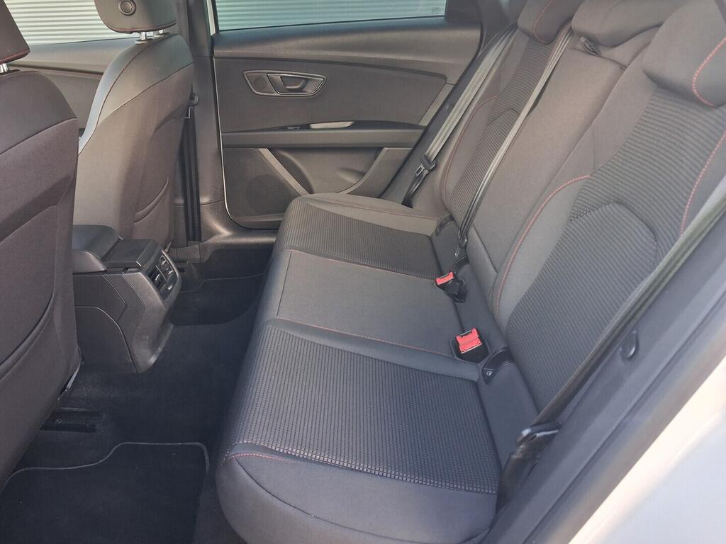 OM190V02703_31.webp_LEON ST FR 1.5 TSI 96 kW manuál