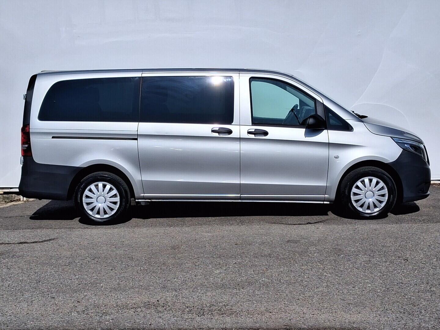 OM190V02705_16.webp_VITO  2.1 CDi 120 kW manuál