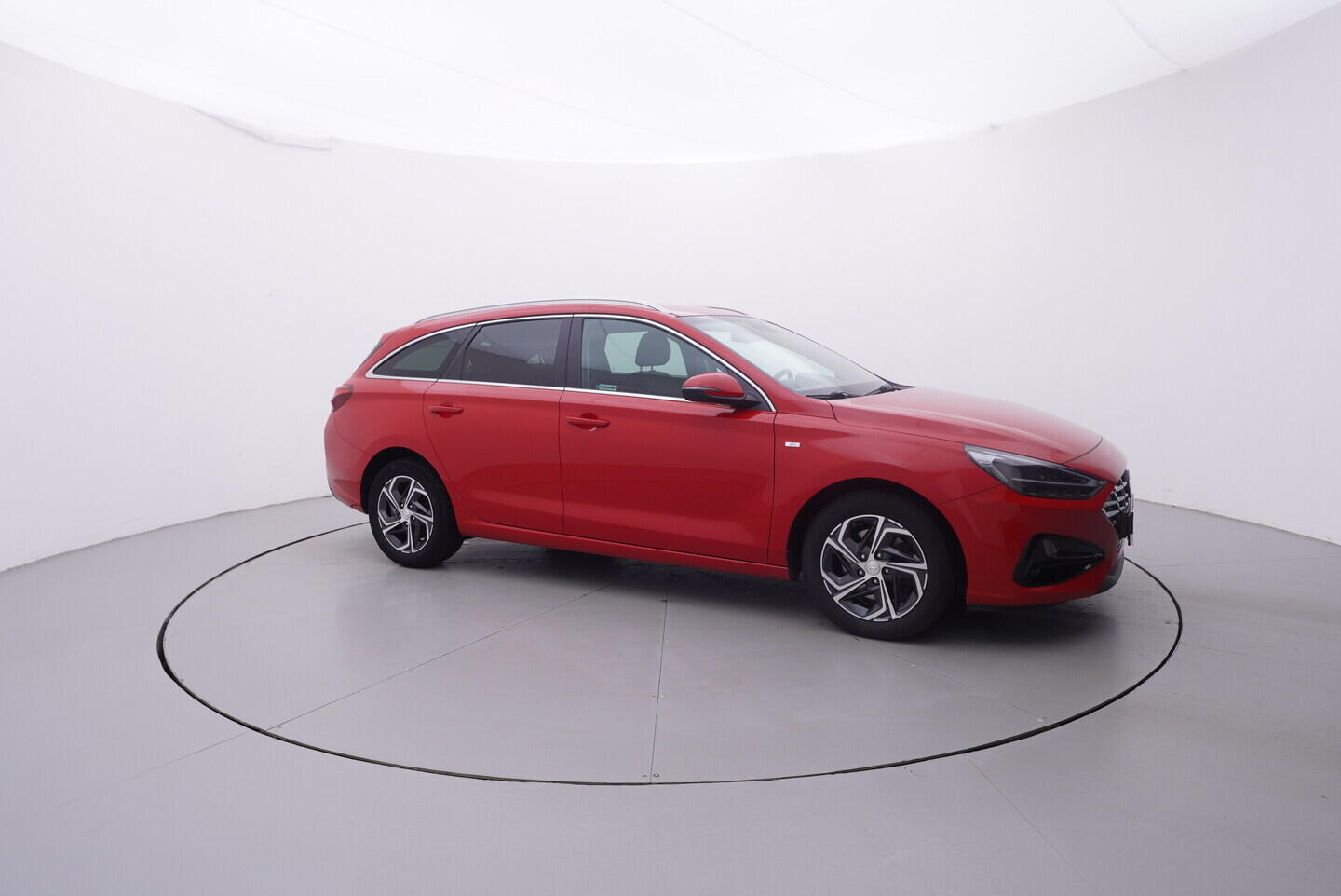 OM190V02709_16.webp_I30 SMART 1.5  117 kW automat, DPH