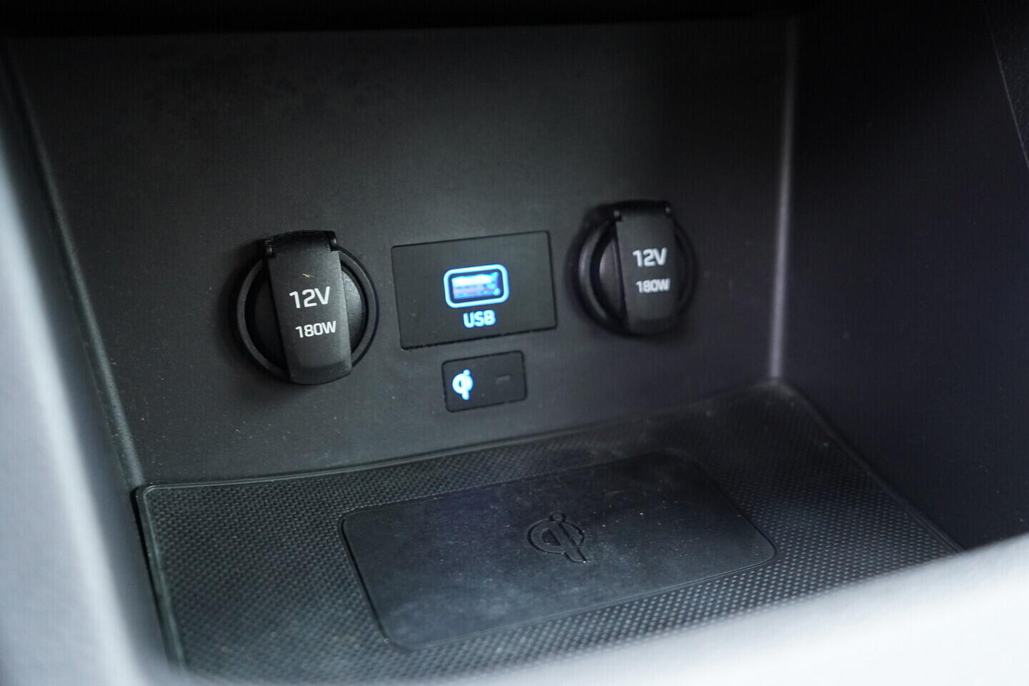 OM190V02709_30.webp_I30 SMART 1.5  117 kW automat, DPH