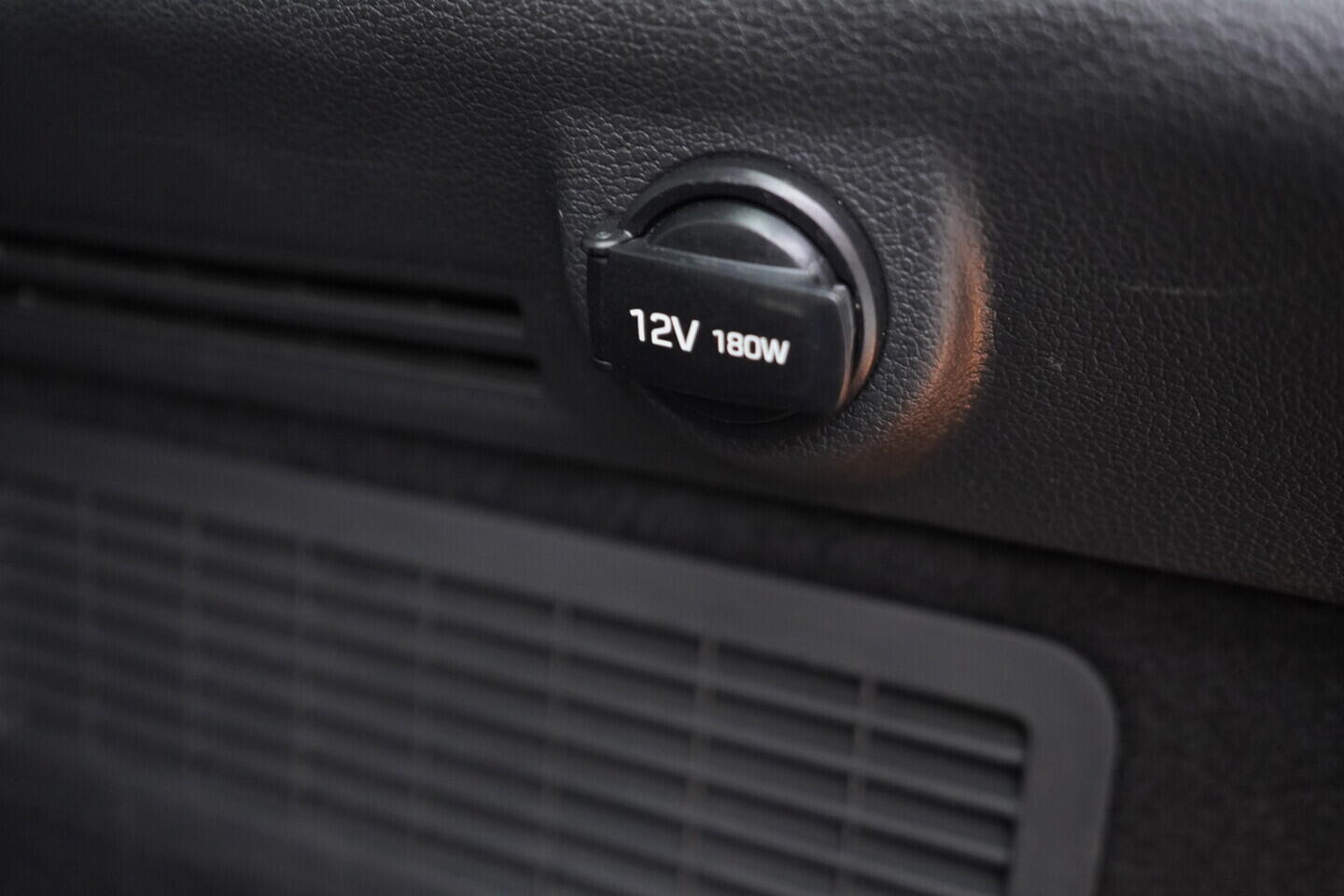 OM190V02709_35.webp_I30 SMART 1.5  117 kW automat, DPH