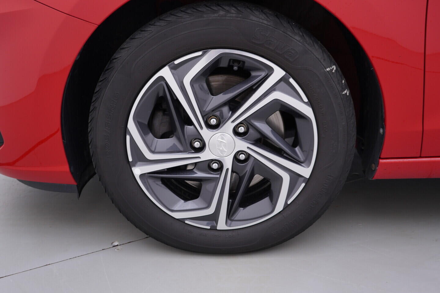 OM190V02709_36.webp_I30 SMART 1.5  117 kW automat, DPH