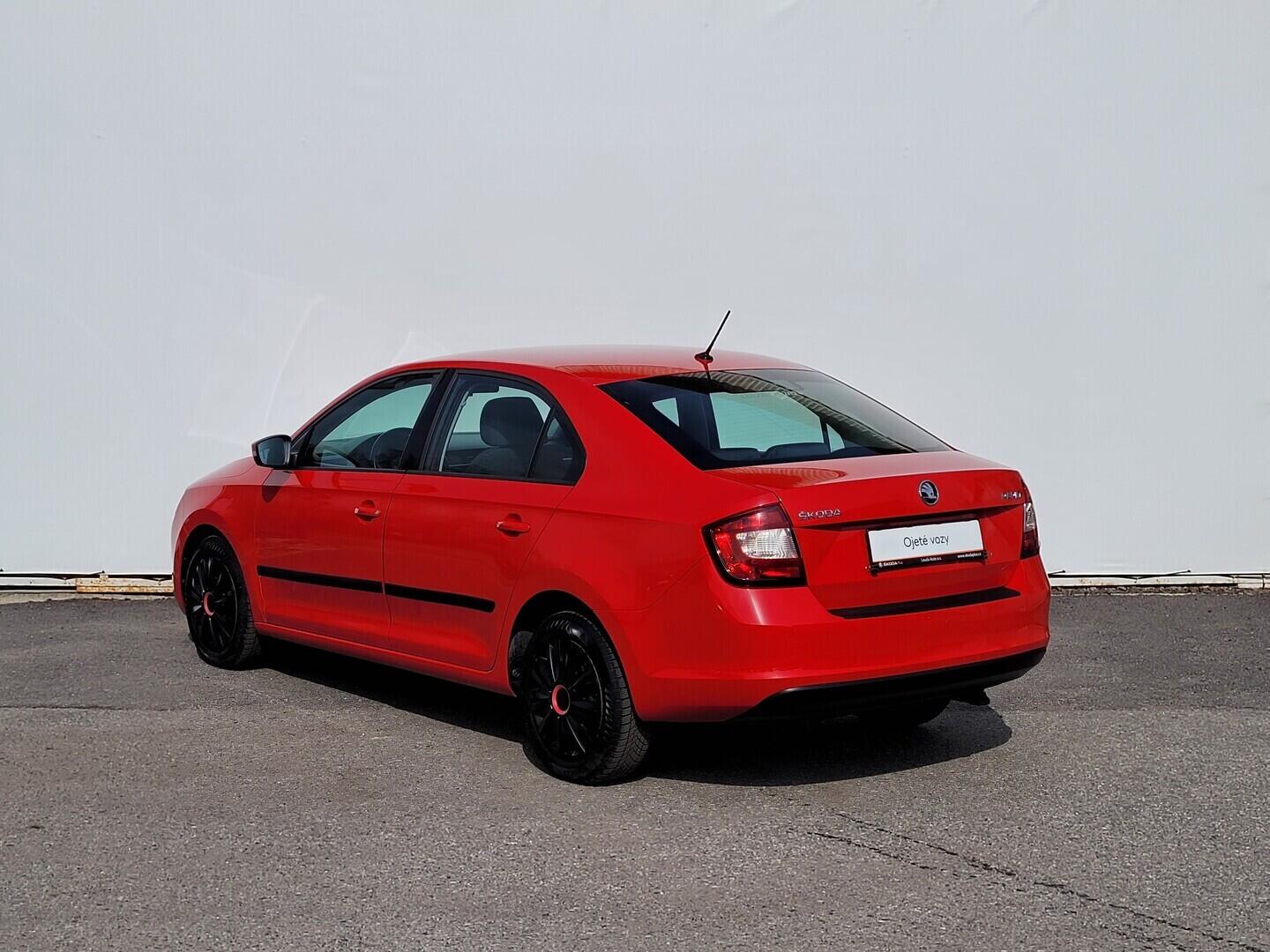 OM190V02717_15.webp_RAPID Monte Carlo 1.0 TSI 70 kW manuál