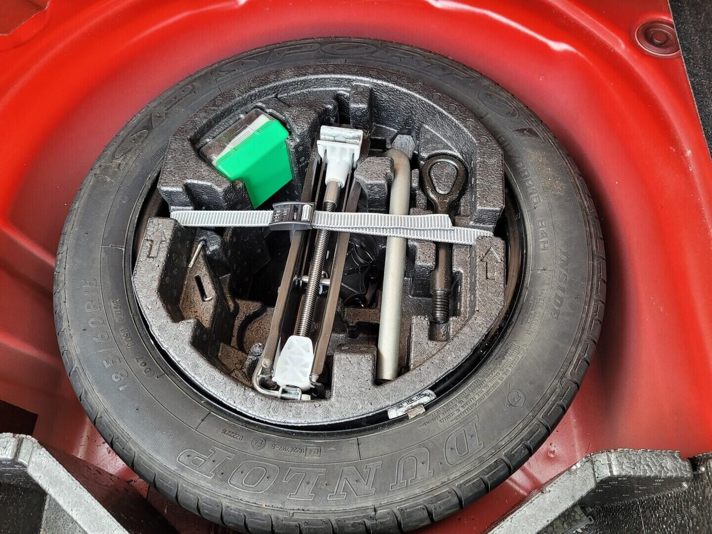 OM190V02717_31.webp_RAPID Monte Carlo 1.0 TSI 70 kW manuál