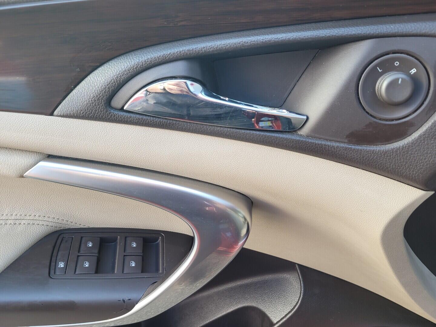 OM190V02720_21.webp_INSIGNIA  1.8 ECO-TECH 103 kW manuál