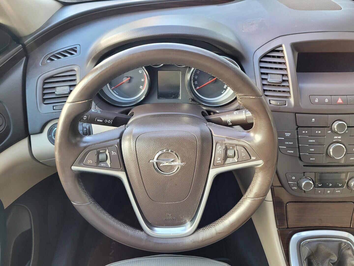 OM190V02720_23.webp_INSIGNIA  1.8 ECO-TECH 103 kW manuál