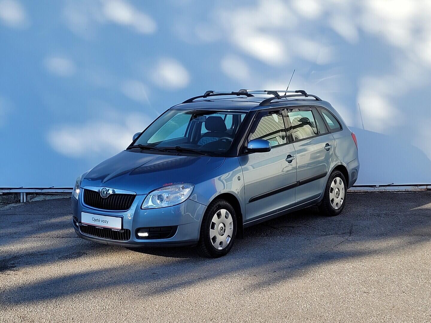 OM190V02721_10.webp_FABIA Elegance 1.4 MPI 63 kW manuál