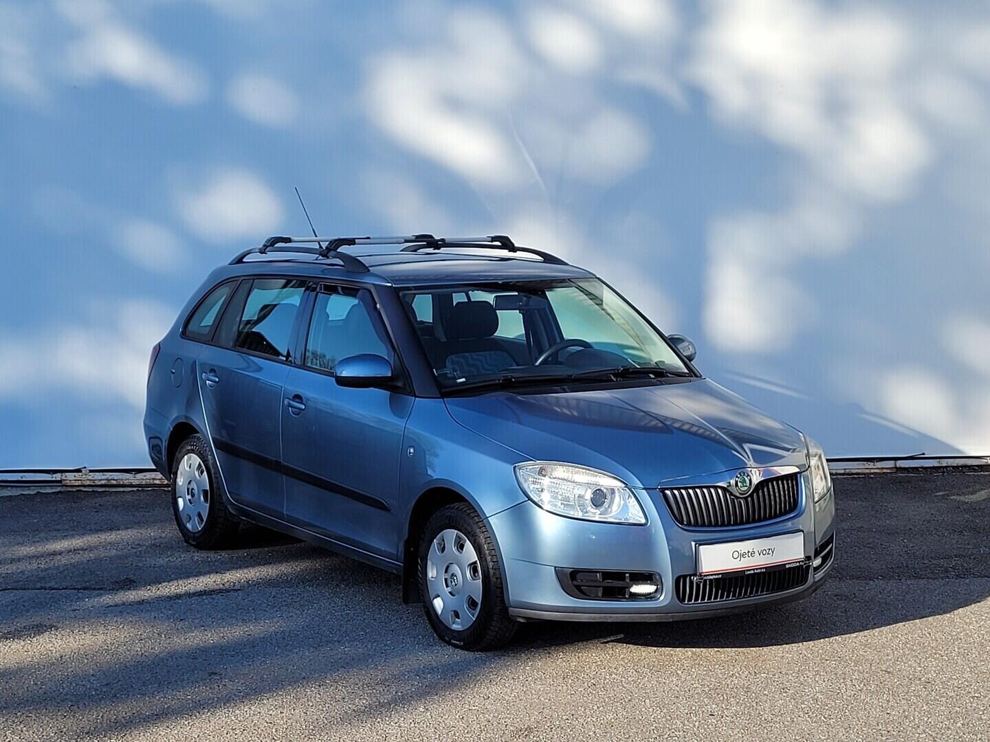 OM190V02721_14.webp_FABIA Elegance 1.4 MPI 63 kW manuál