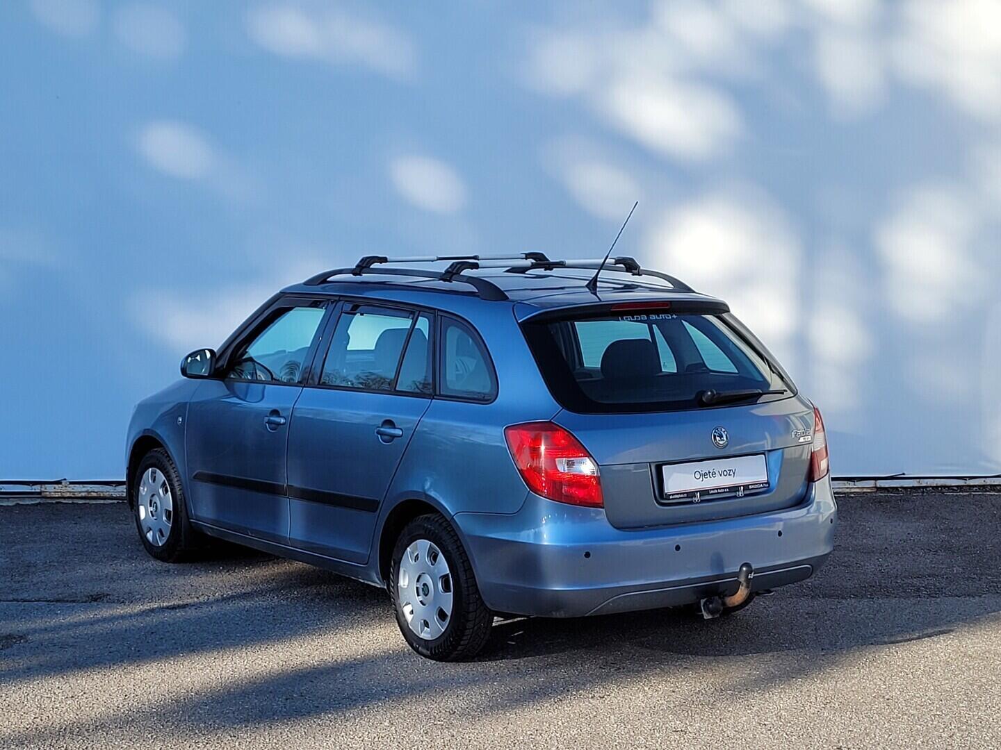 OM190V02721_15.webp_FABIA Elegance 1.4 MPI 63 kW manuál