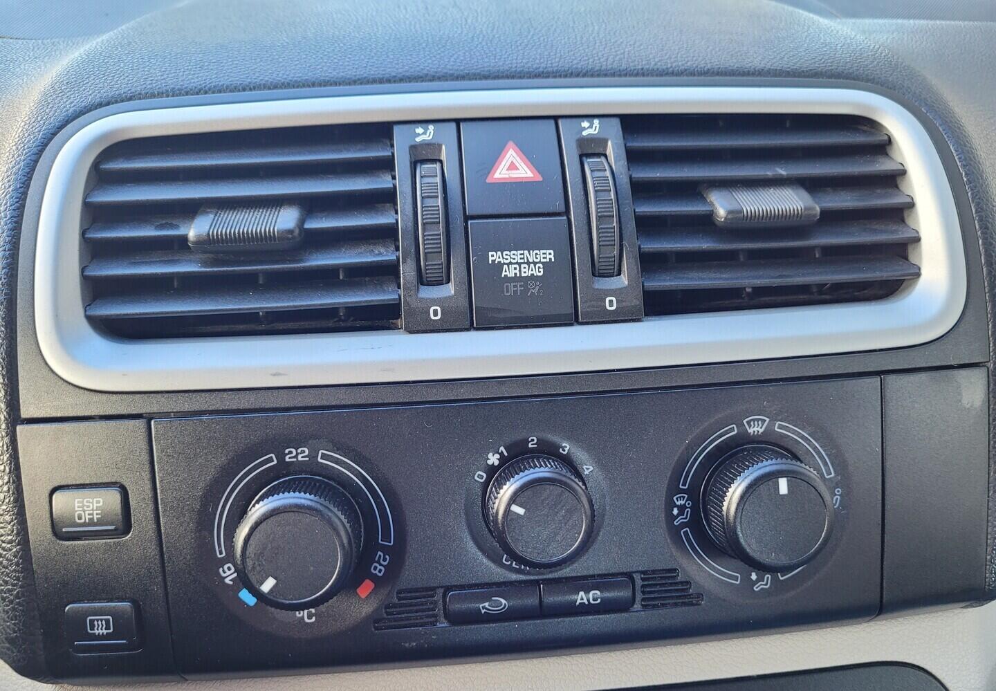 OM190V02721_28.webp_FABIA Elegance 1.4 MPI 63 kW manuál