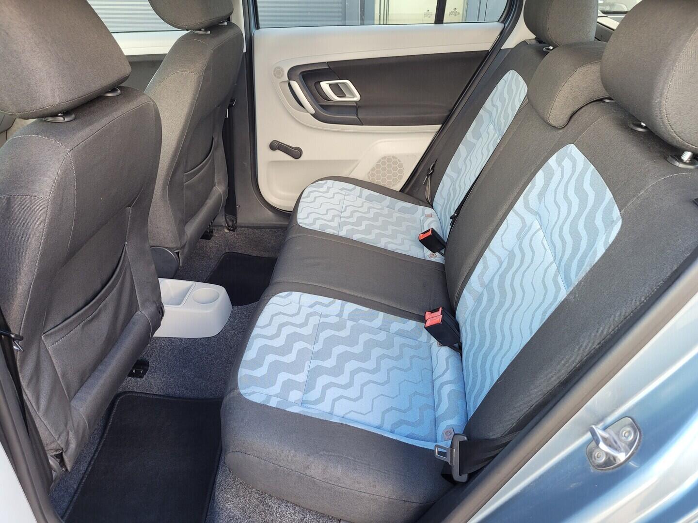 OM190V02721_30.webp_FABIA Elegance 1.4 MPI 63 kW manuál