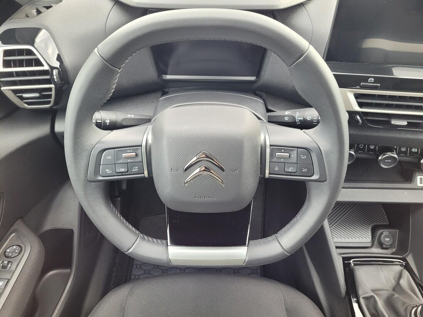 OM190V02722_23.webp_C4 You 1.2 1.2 PureTech 74 kW manuál