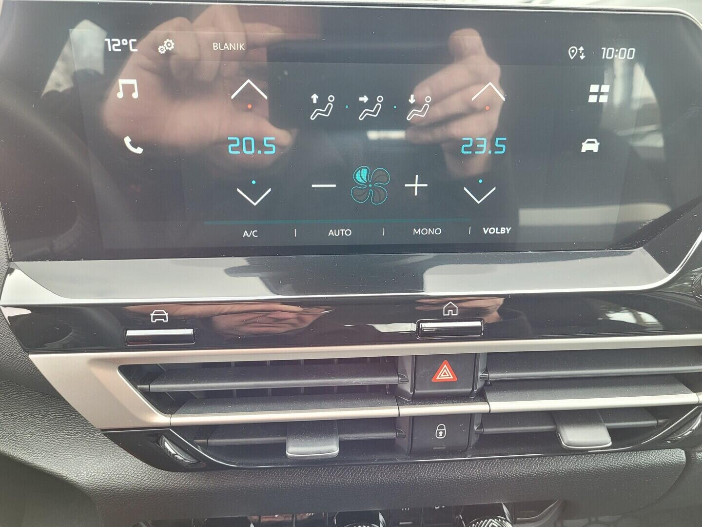 OM190V02722_25.webp_C4 You 1.2 1.2 PureTech 74 kW manuál