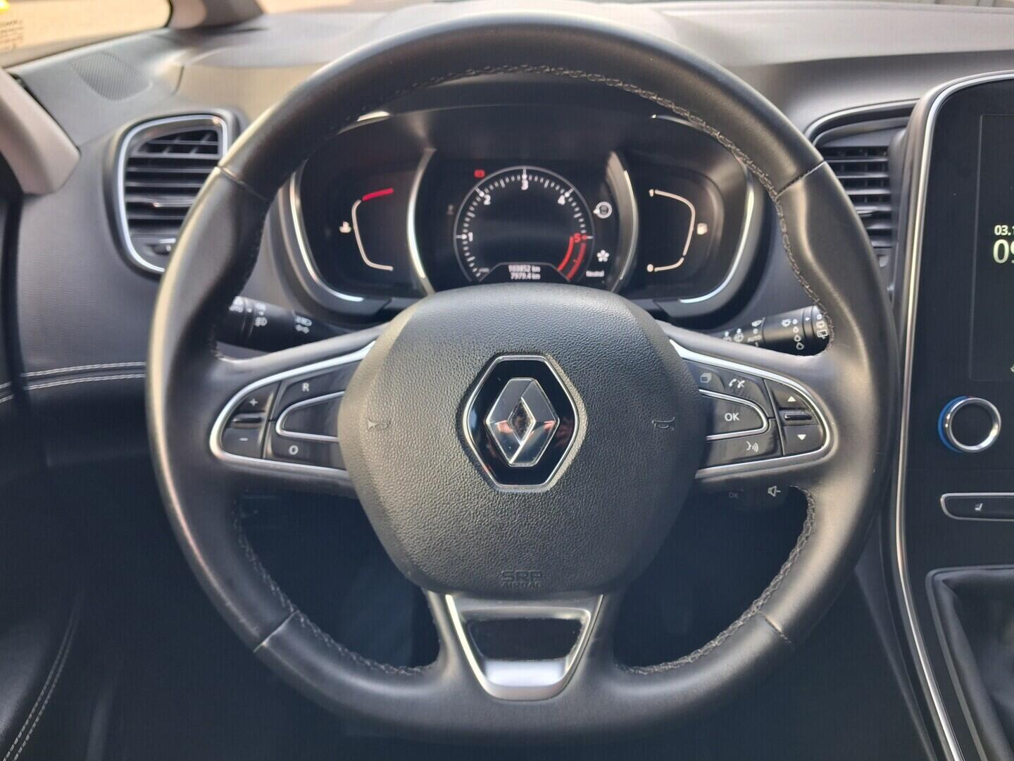 OM190V02726_23.webp_GRAND SCÉNIC Intense 1.8 DCi 88 kW manuál