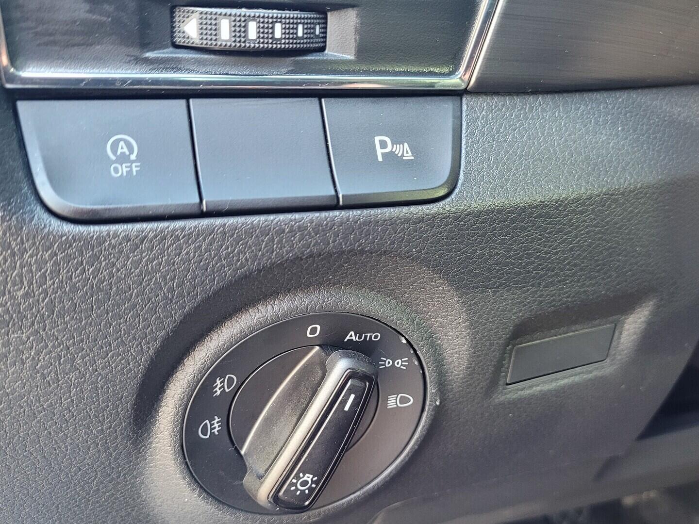 OM190V02731_22.webp_FABIA Style 1.0 TSI 70 kW manuál