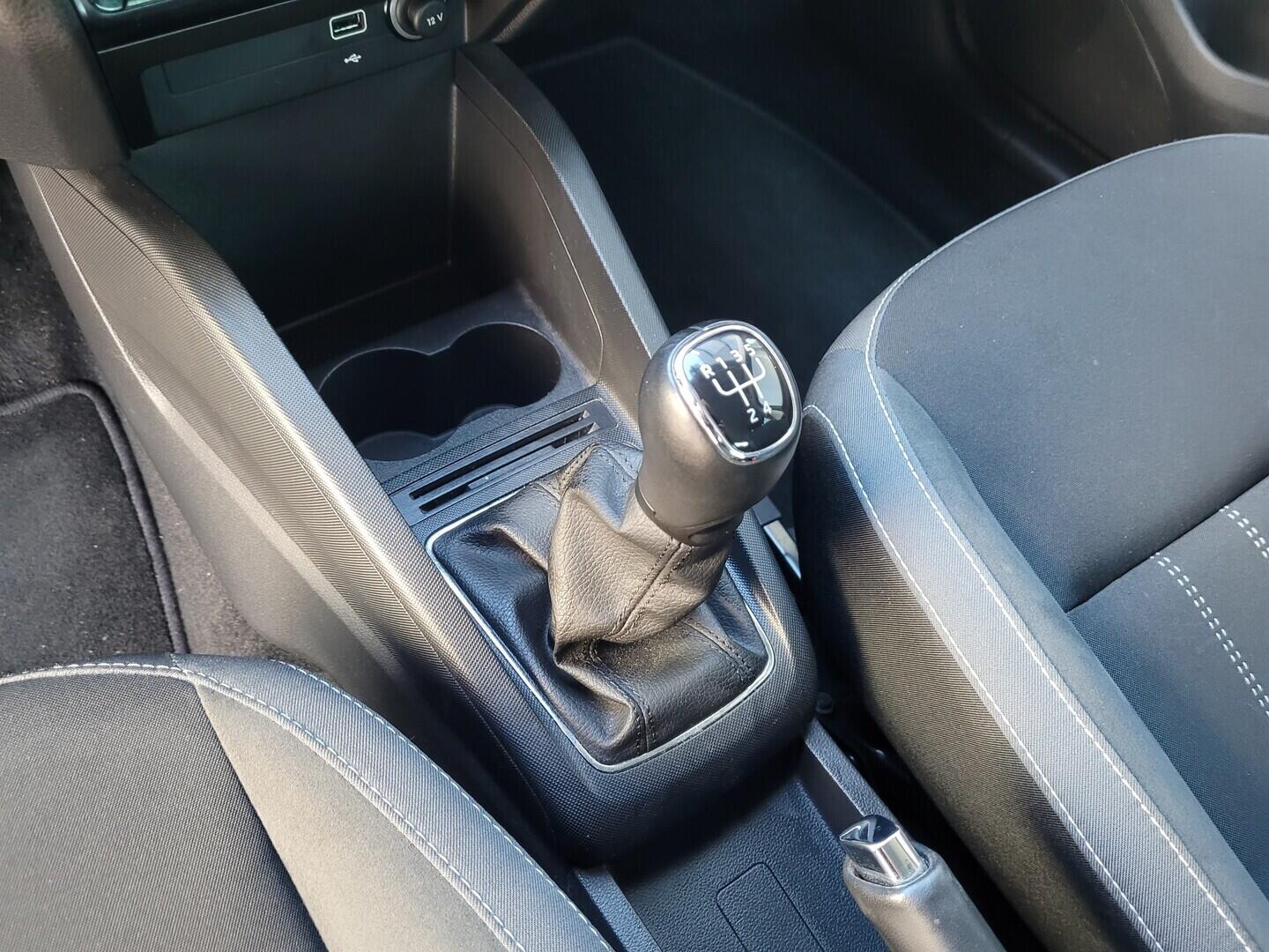 OM190V02731_29.webp_FABIA Style 1.0 TSI 70 kW manuál