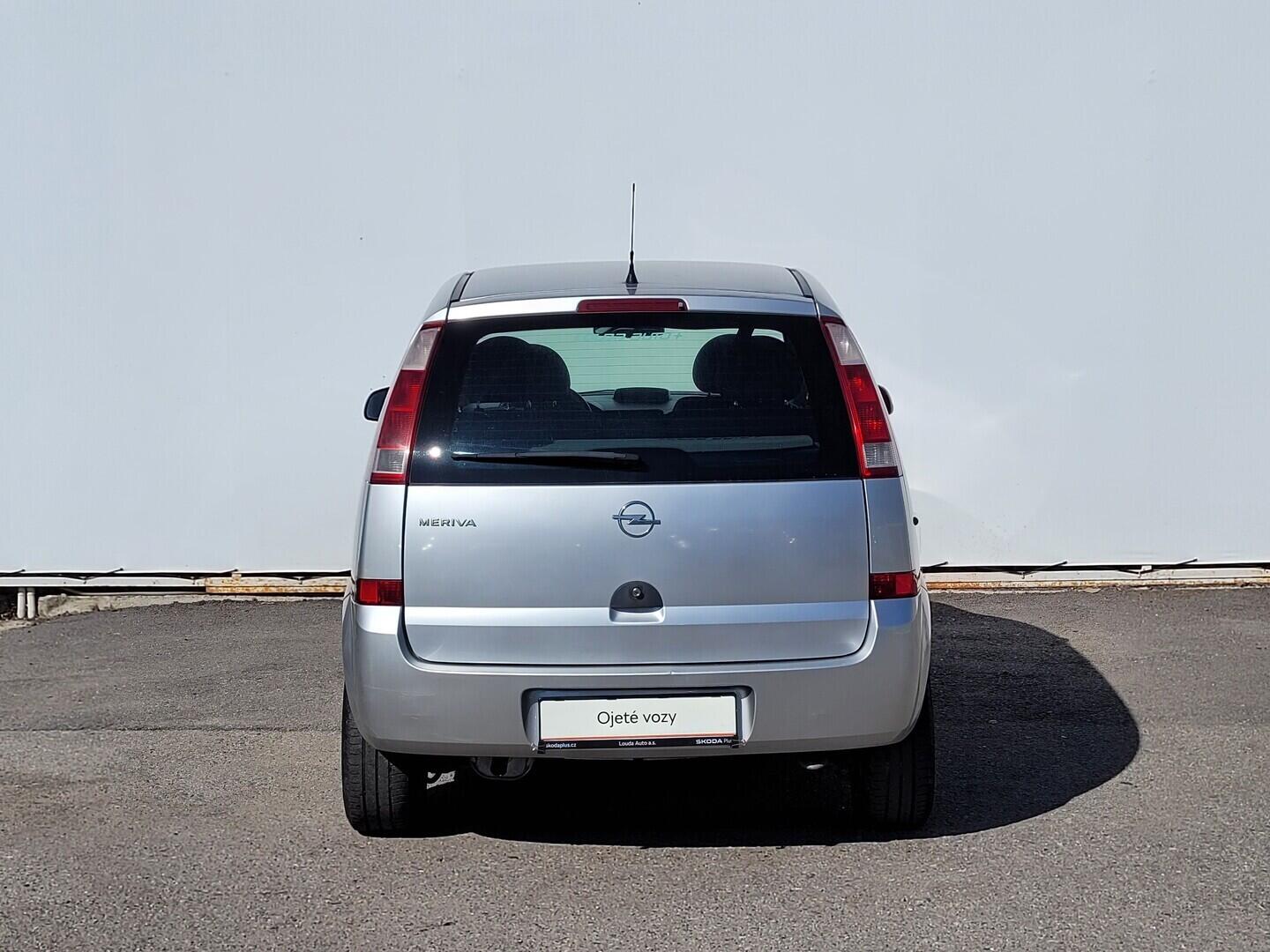 OM190V02734_17.webp_MERIVA  1.6 I 64 kW manuál