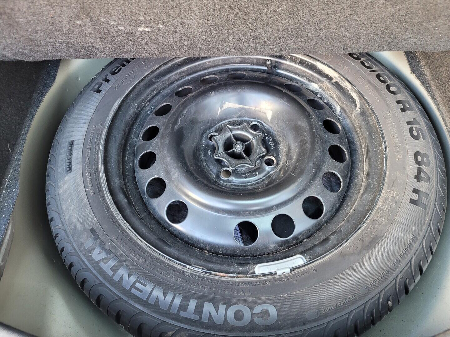 OM190V02734_30.webp_MERIVA  1.6 I 64 kW manuál