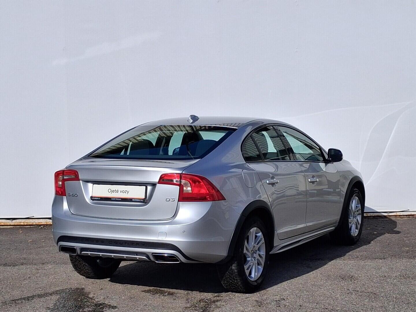 OM190V02737_11.webp_S60 Cross Country 2.0 D3 110 kW automat