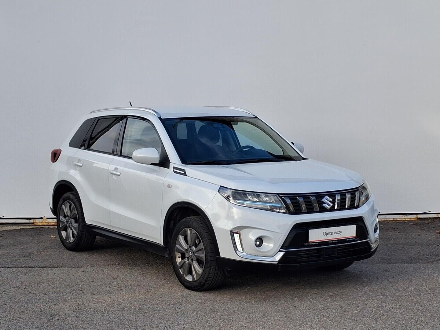 OM190V02740_14.webp_VITARA  1.4 BoosterJet 95 kW manuál