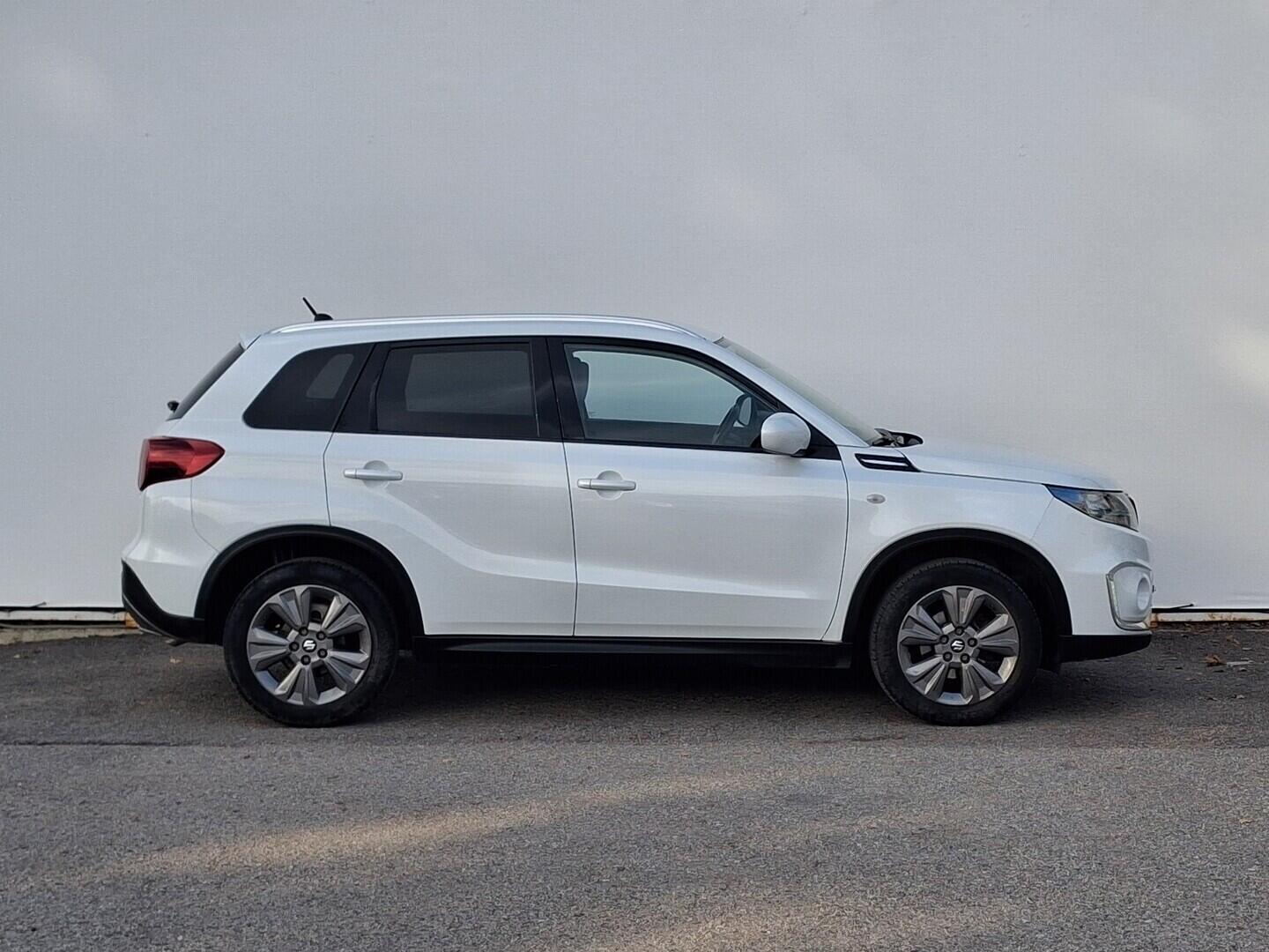 OM190V02740_16.webp_VITARA  1.4 BoosterJet 95 kW manuál