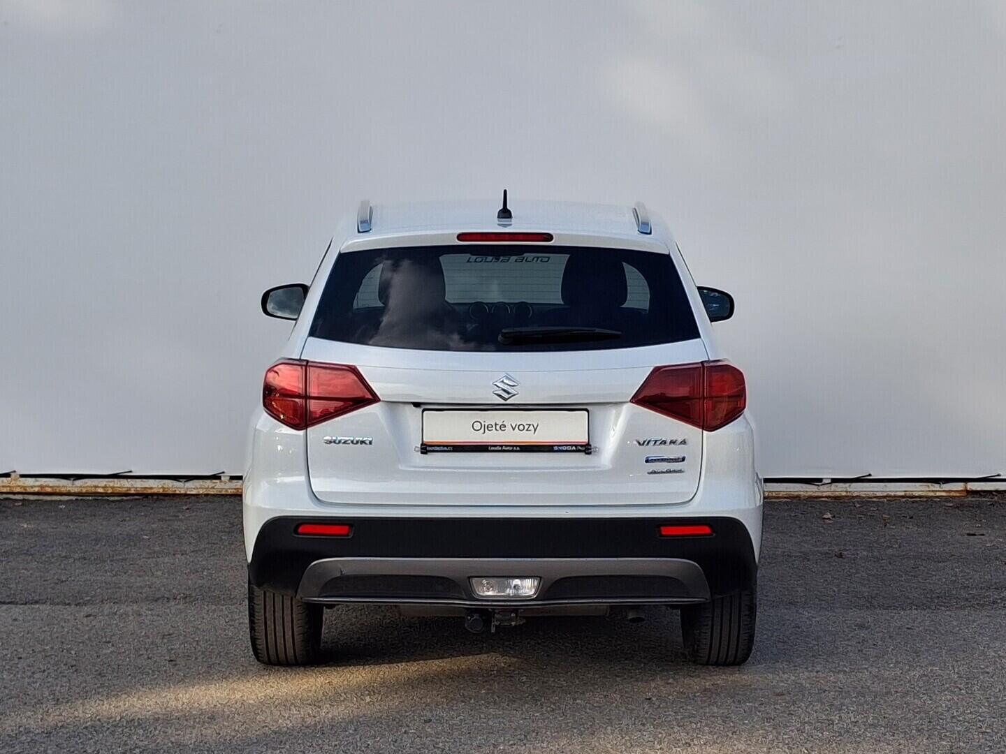 OM190V02740_17.webp_VITARA  1.4 BoosterJet 95 kW manuál