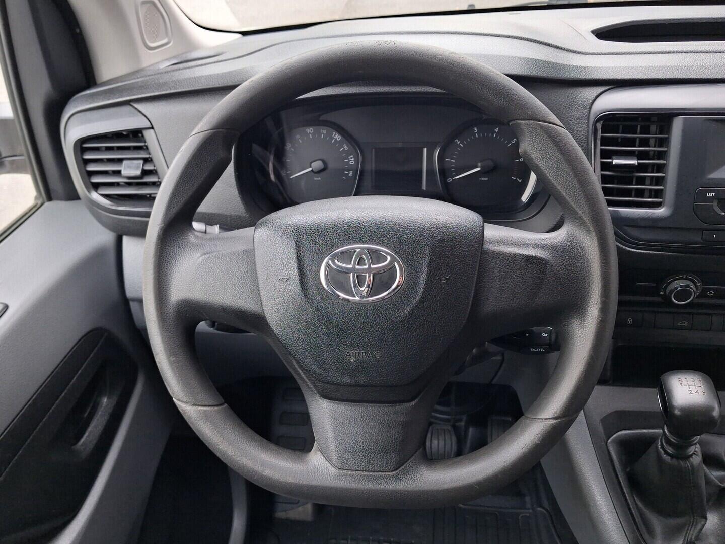 OM190V02744_23.webp_PROACE  2.0 D-4D 90 kW manuál, DPH