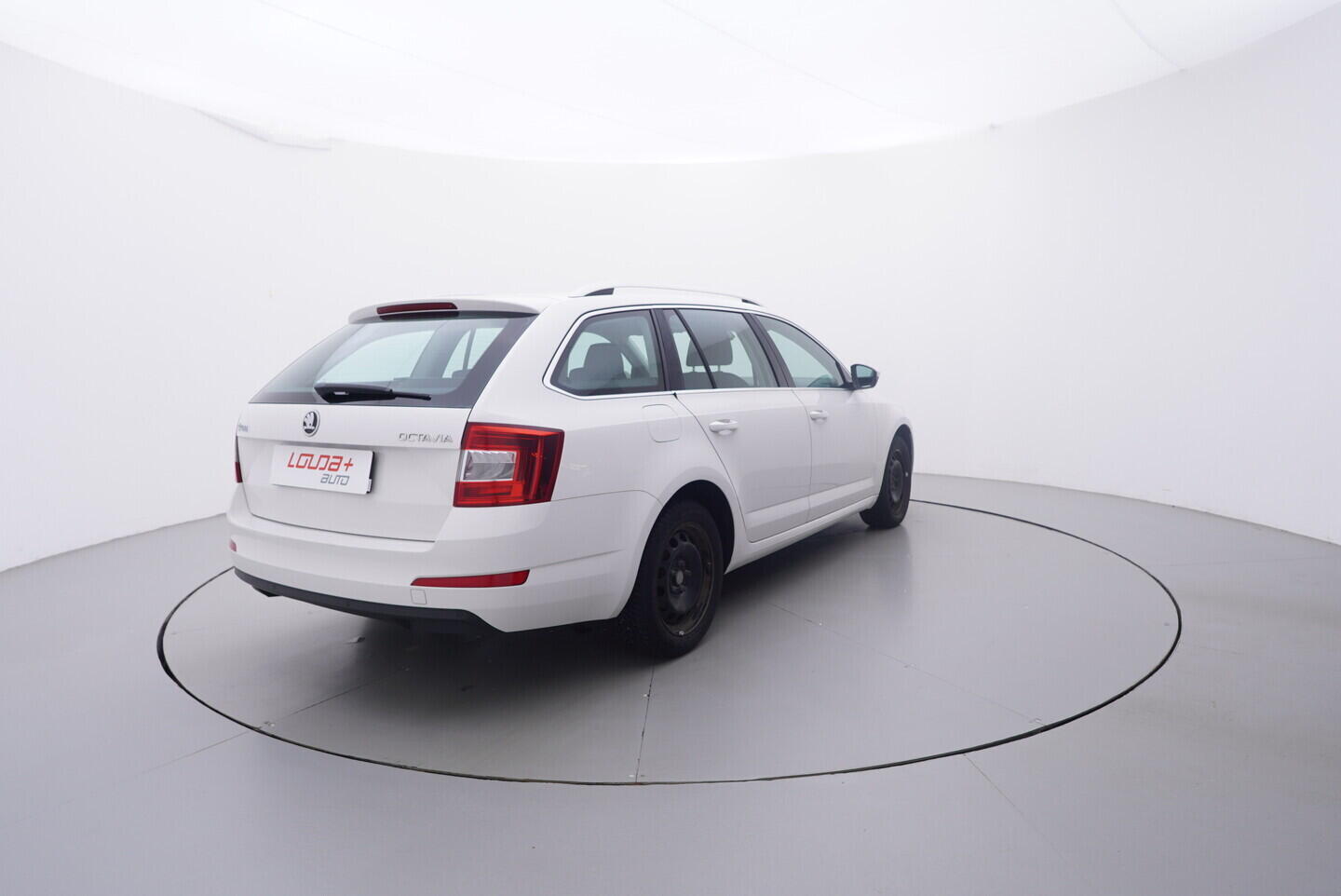 OM190V02749_14.webp_OCTAVIA Elegance 1.2 TSI 77 kW manuál
