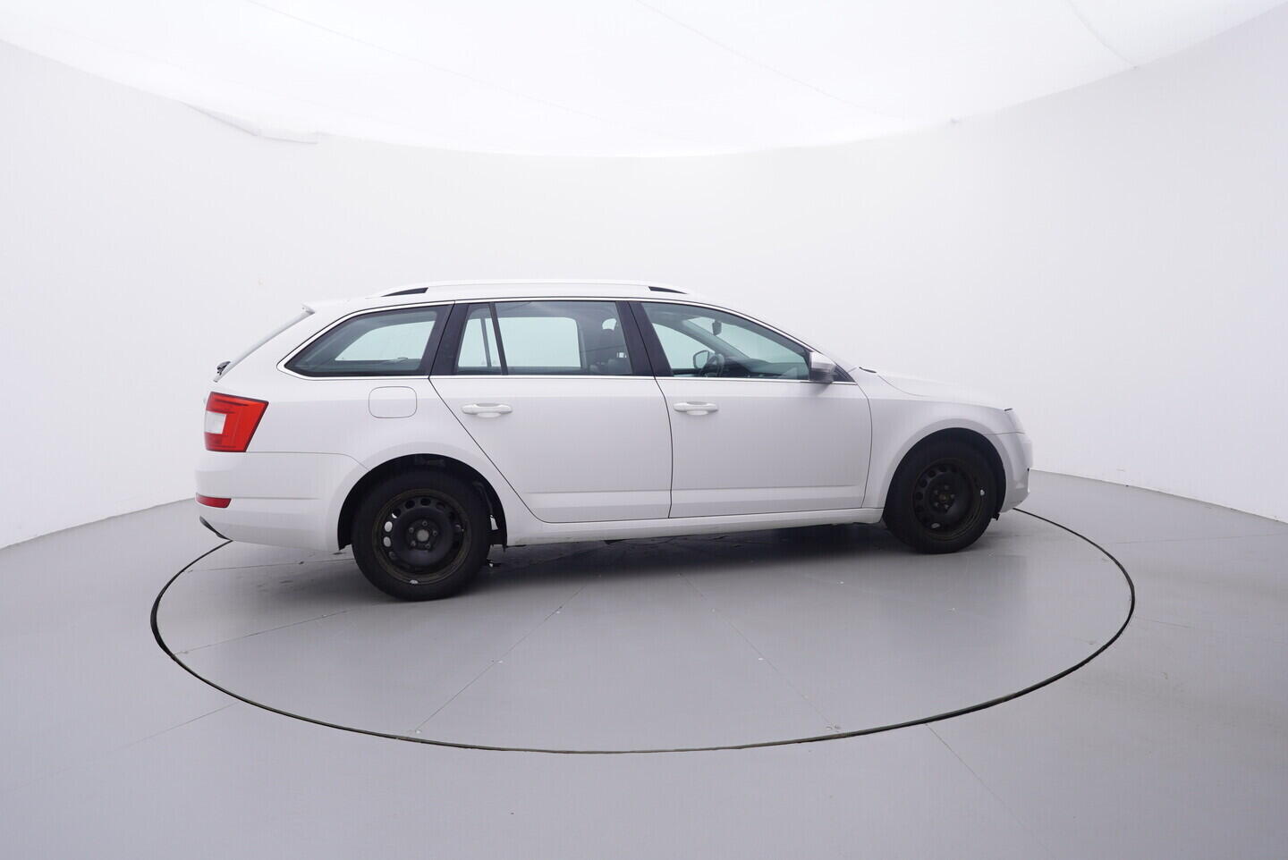 OM190V02749_15.webp_OCTAVIA Elegance 1.2 TSI 77 kW manuál