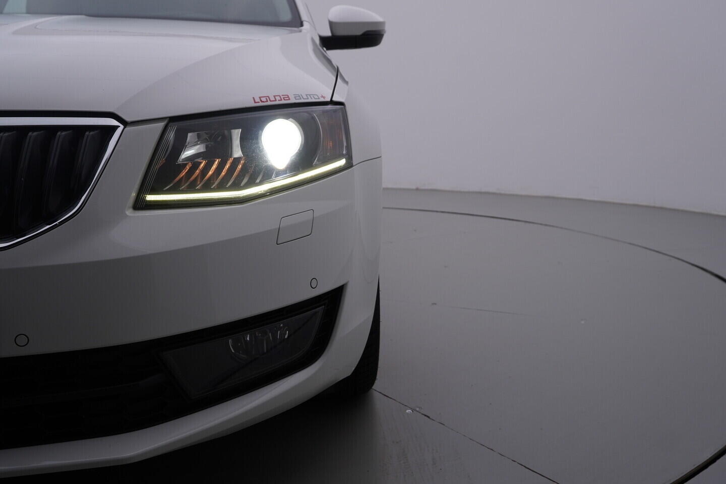 OM190V02749_41.webp_OCTAVIA Elegance 1.2 TSI 77 kW manuál