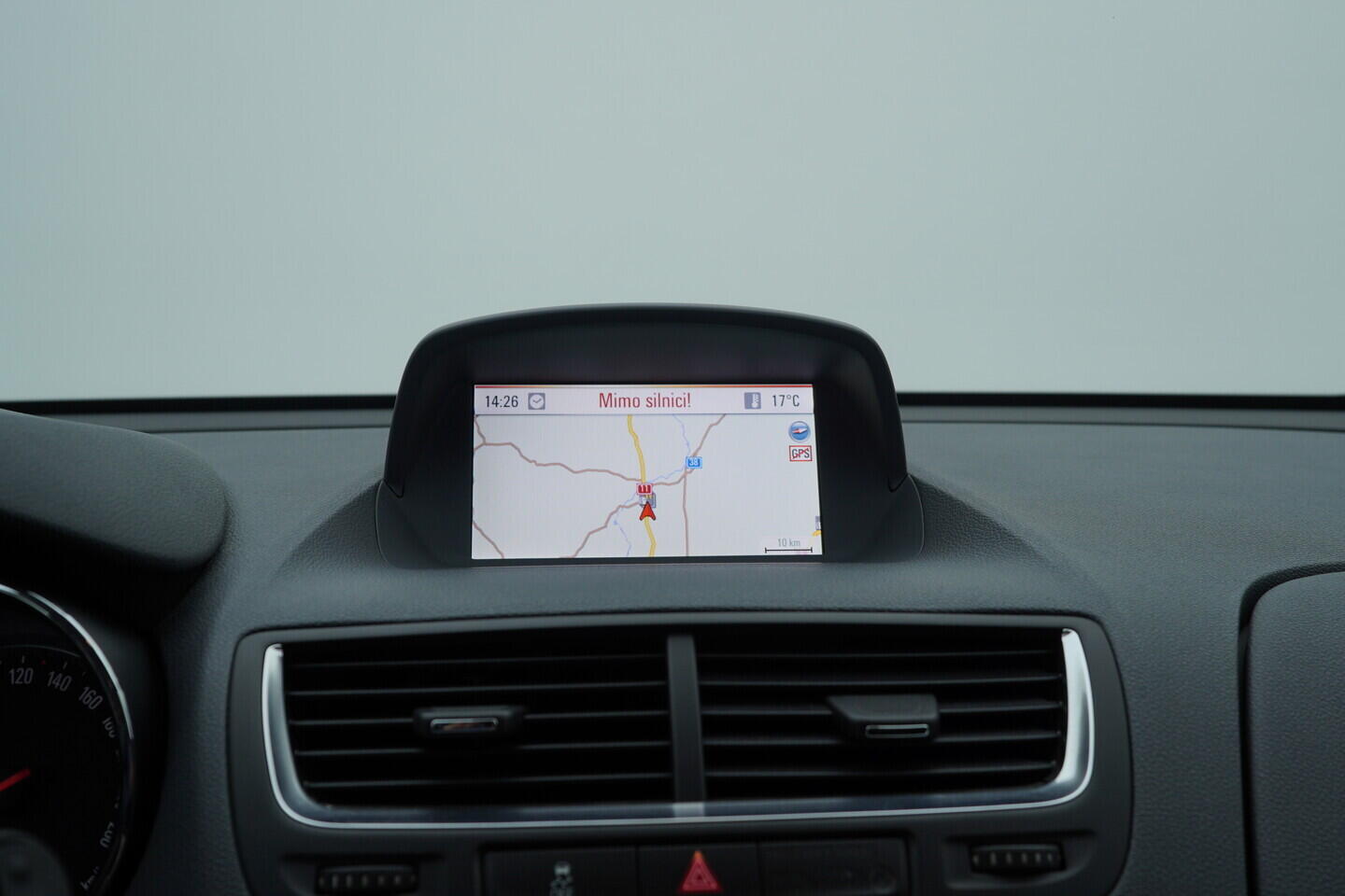 OM190V02750_31.webp_MOKKA COSMO 1.7  96 kW manuál