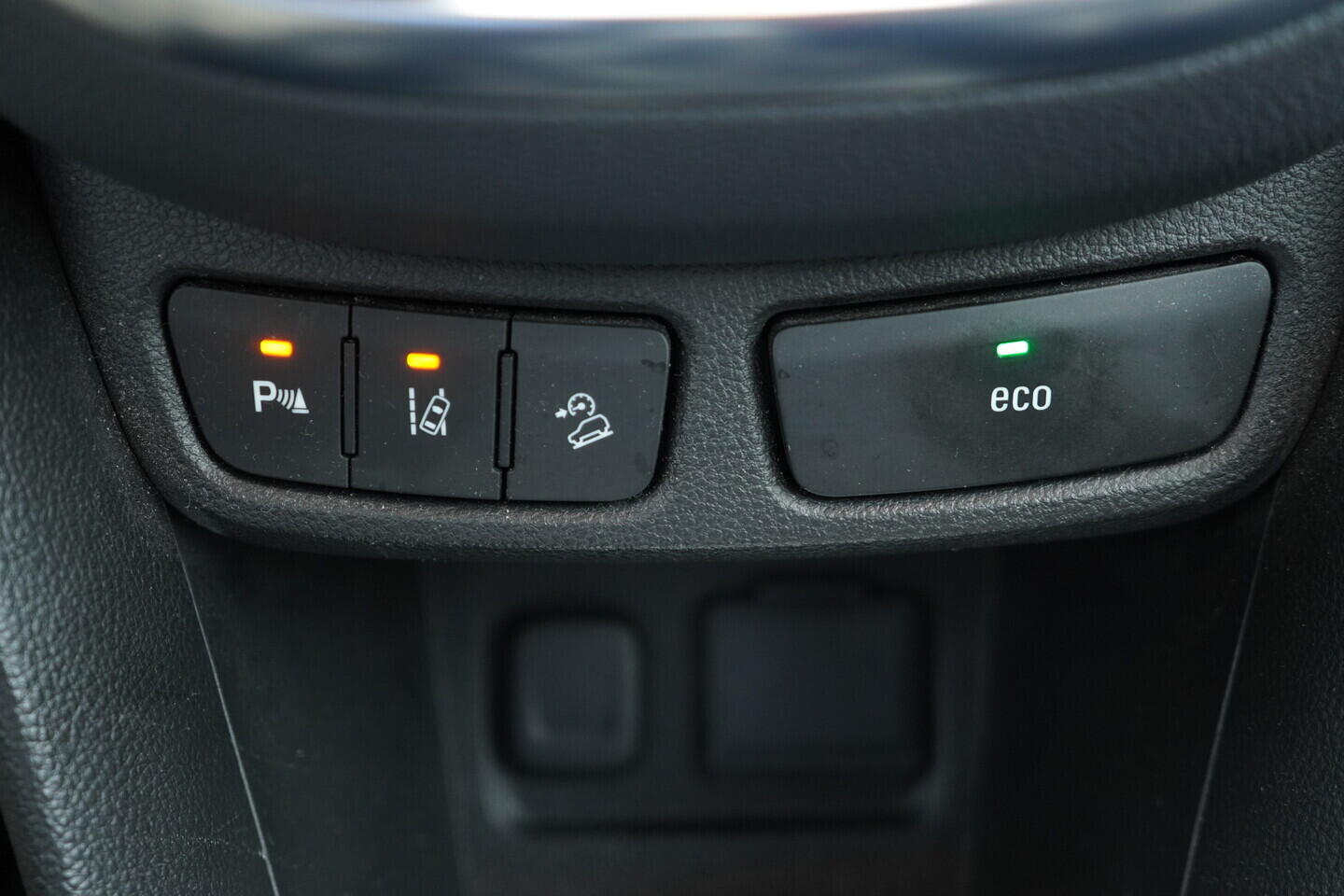 OM190V02750_36.webp_MOKKA COSMO 1.7  96 kW manuál